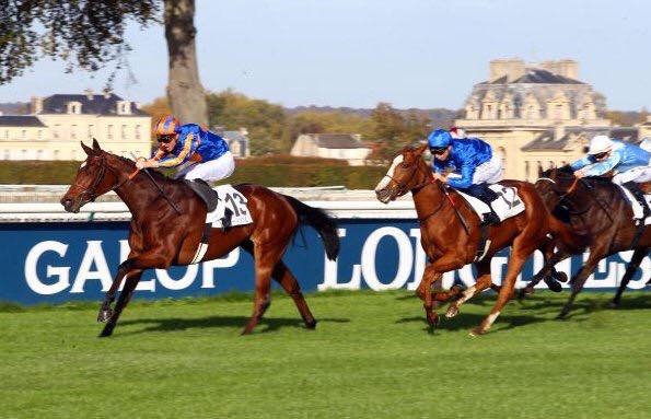 Toujours wins her maiden impressively at Chantilly…